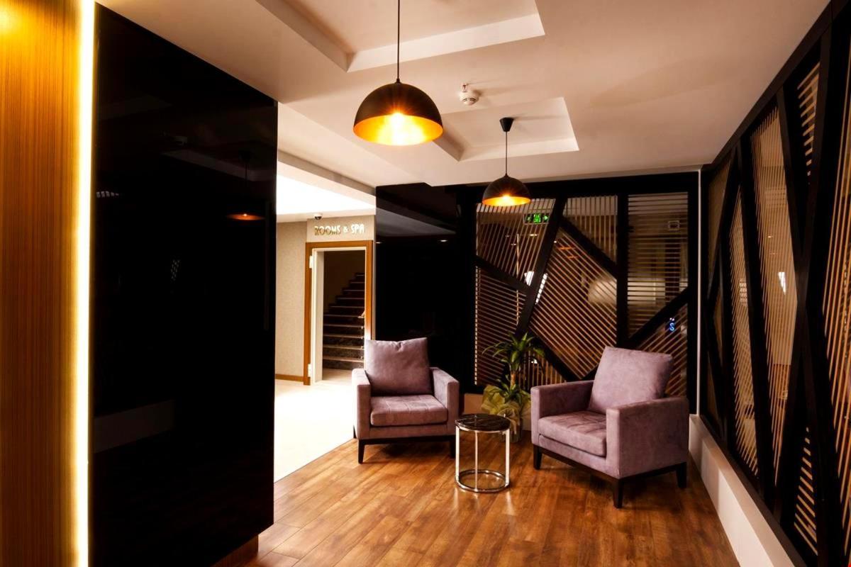 Majura Hotel Business Smirne Esterno foto